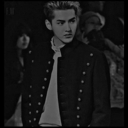 chris, joven, gente, kris wu prince, guardian ballantre 1984