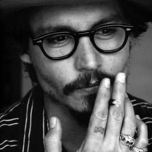 depp, johnny depp, johnny depp tattoo, johnny depp 2005, johnny depp tattoo