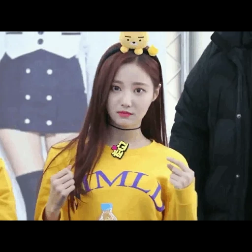 yeonwoo, momoland, momoran yongnu, momoland yeonwoo, linda garota asiática