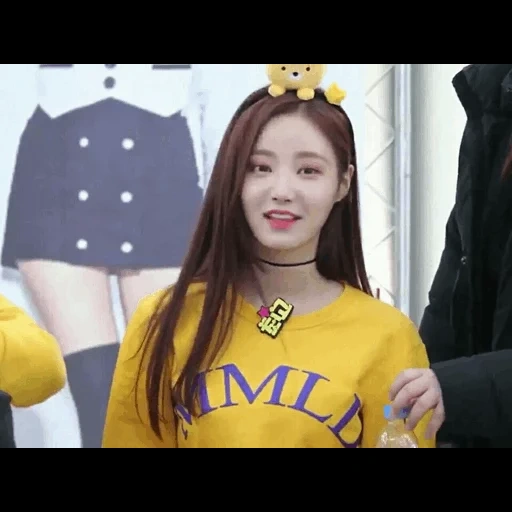 yeonwoo, momoland, momoran yongnu, menina asiática, linda garota asiática