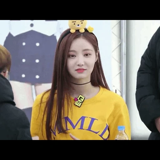 yeonwoo, momoland, momoland eunwoo, momoland yeonwoo, ragazze asiatiche