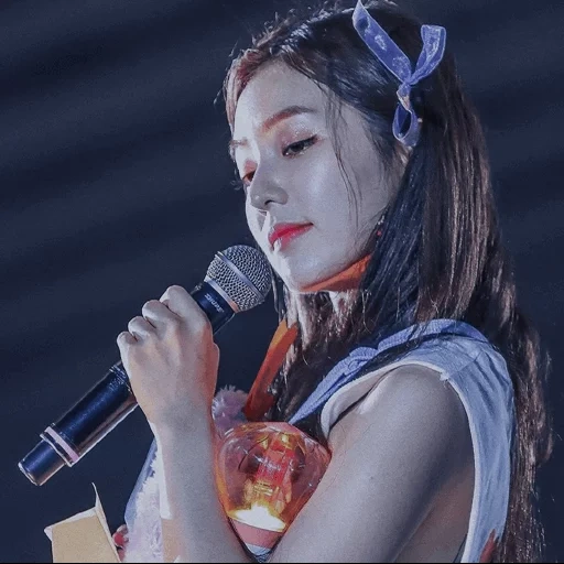 чхве суён, red velvet, кан сыльги, red velvet irene, red velvet redmare irene