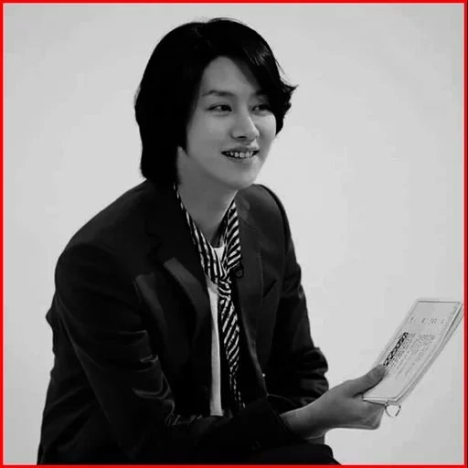 asiatico, heechul, heechul nel 2010, stile coreano, attore di startup drama 2020