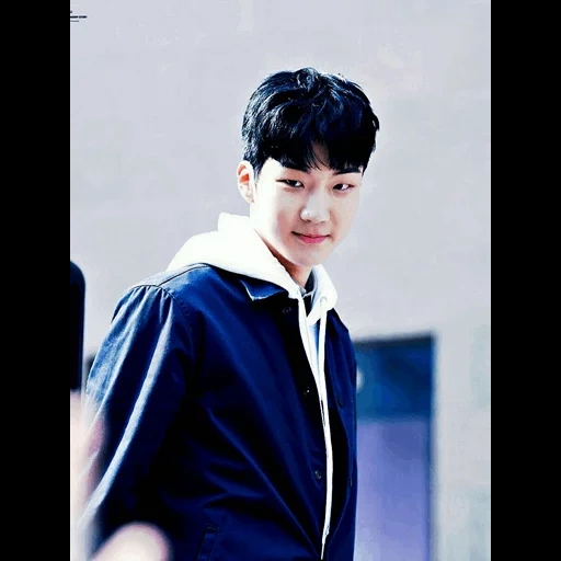 jeon uno, baekhyun exo, attore teatrale, commedia di kang zhe, attore coreano