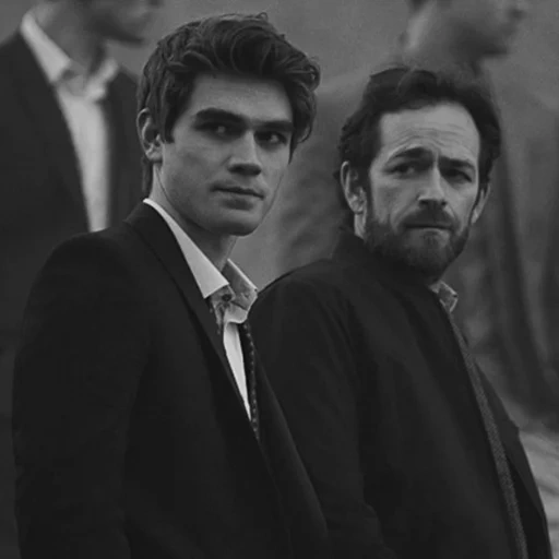 riverdale, la serie riverdale, riverdale stagione 1, genitori di archie riverdale, episodio 1 della stagione 1 di riverdale stagione 1