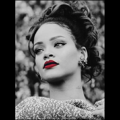 rihanna, eyebrow makeup, fashionable makeup, rihanna makeup, singer rihanna