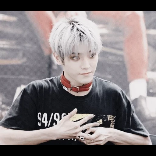 nct, nct taeyong, бтс фаер шуга, nct taeyong hands, nct 127 пресс тэен