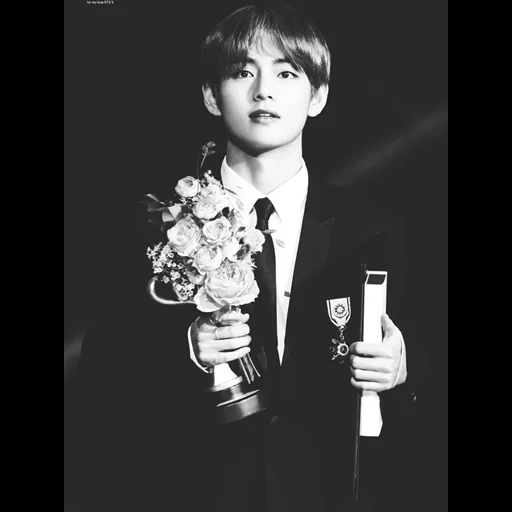 taehen kim, kim ta hyun, anak laki laki bangtan, taehyung bts, foto taehen