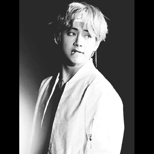 kim ta hyun, bangtan boys, taehyung bts, taehen blond, kim taehen prince