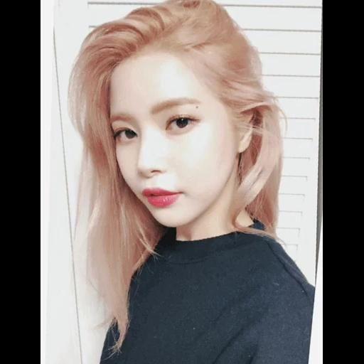 девушка, mamamoo сола, solar mamamoo, wheein mamamoo, moonbyul mamamoo