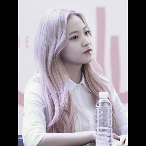 yeri, wanita muda, kim yeri, kim yerim, yeri red velvet