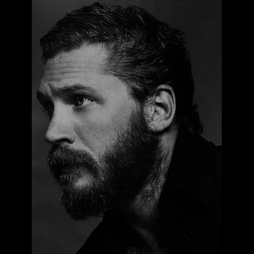 la barba, tom hardy, un bell'uomo, tom hardy è bello, tom hardy barbaric