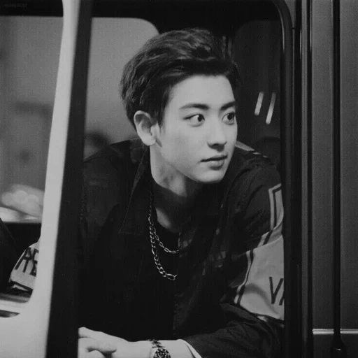 jalur, pak chanyeol, exo chanel, chanyeol panggil aku sayang, chanel dengan rambut gelap