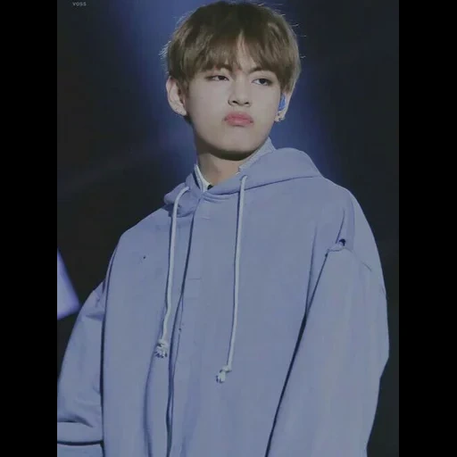 bts v, taehyung, kim ta hyun, taehyung bts, anak laki laki bangtan