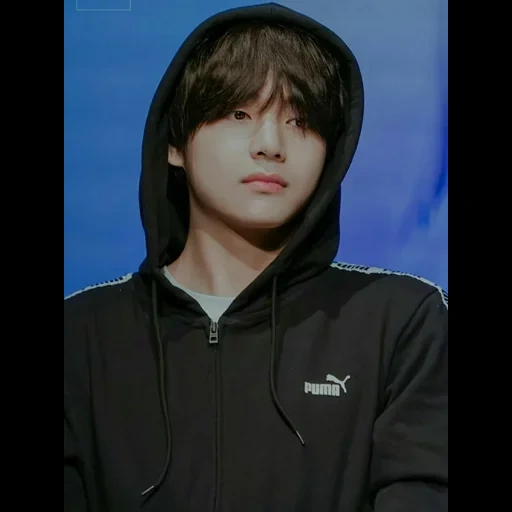 bts v, taihen king, kim tae-hyun, taehyung bts, kim taihang puma