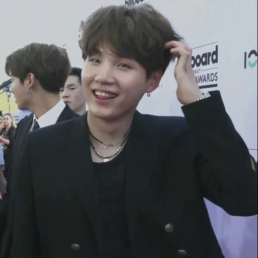 jungkook bts, bts yoongi, anak laki laki bangtan, bts jungkook, min yongi suga