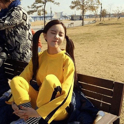 people, girl, korean fashion, korean version of girls, yellow aesthetics in korea