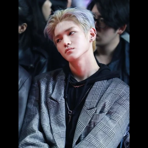 asiatique, namjun, lee taeyong, nct taeyong, un beau garçon