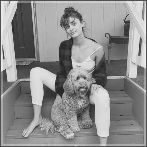marie, taylor hill, jack russell terrier, taylor hill barefoot, le chien d'elizabeth taylor