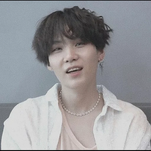 shuga yoongi, bts yoongi, min yungi shuga, peserta bts, min yongi suga