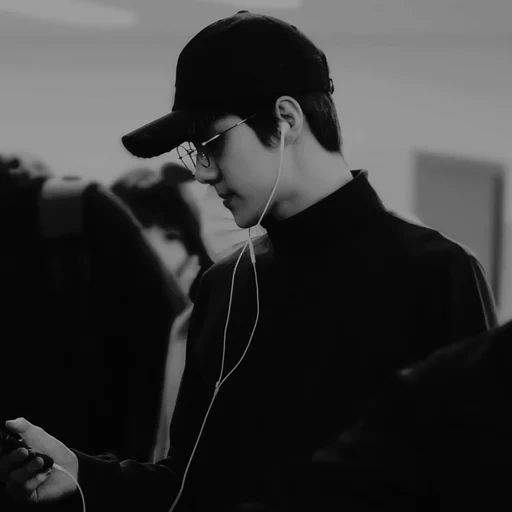 chanel, exo sehun, pak chanyeol, perfil de sehun, oh sehun 2020 caliente