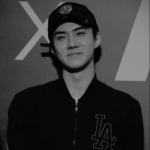 exo sehun, пак чанёль, exo chanyeol, сехун берете, профиль сехуна