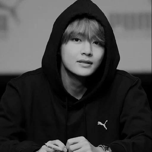 тэхен, taehyung, тэхен ким, ким тэ хён, тэхен бтс капюшоне