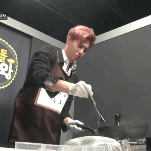 tv show, human, ideol cook, idol cooking show exo, idol show appeared for season 1