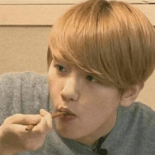 jeune homme, park chang yeol, idole de boguto, baekhyun exo, k-pop meme bts