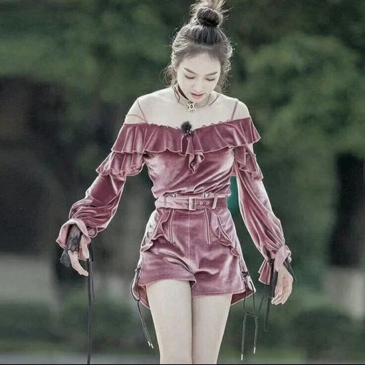 kpop, filles, mode vestimentaire, fashion girl, les vêtements sont à la mode