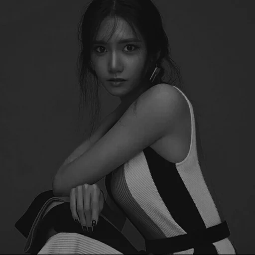 wanita muda, yoona vogue, aktor drama, gadis gadis cantik, aktris korea