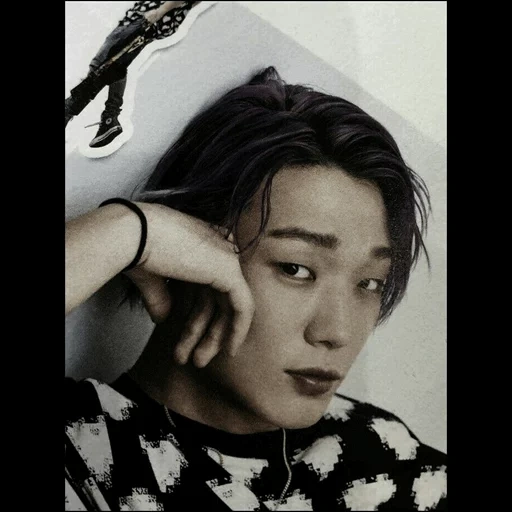 zheng zhongguo, jungkook bts, bobby aikang is asleep, korean actor, bobby aikang's purple hair