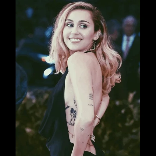 tattoos, miley cyrus, miley cyrus tattoo, miley cyrus 2020, how i look at you