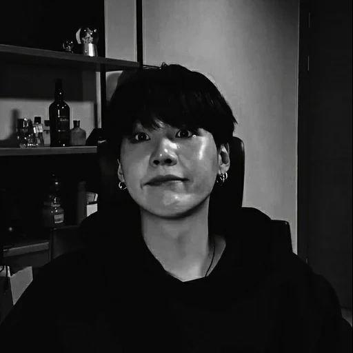 suga, tipo, min yongi, jungkook bts, jungkook niña