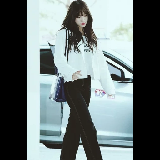 exid, hani exid, fashionable clothes, the clothes are very fashionable, hani exid outfit
