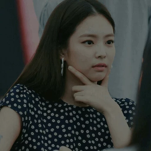 seo hee, aktor korea, aktris korea, jennie hairstyle 2019, blackpink jennie inspired