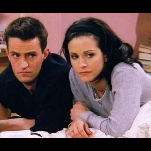 chandler, katy perry, matthew perry, rachel green, monica geller