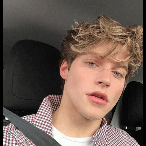 froy, froy gutierrez, lovely boys, the boys are very handsome, blonde man