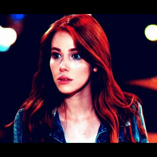 clary, giovane donna, clary fray, yeltsin boris nikolaevich, lydia martin clary frey