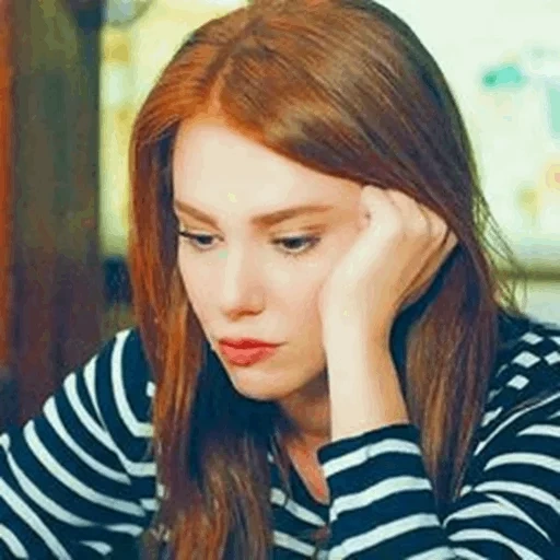 menina, elchinsangu, cabelo vermelho, cor do cabelo vermelho, garota ruiva é muito bonita