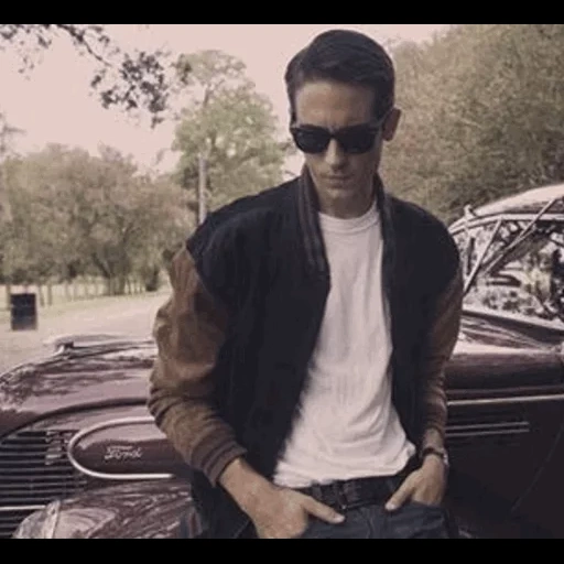 jeune homme, g-eazy, big sean, drame tv papa, g eazy official looks