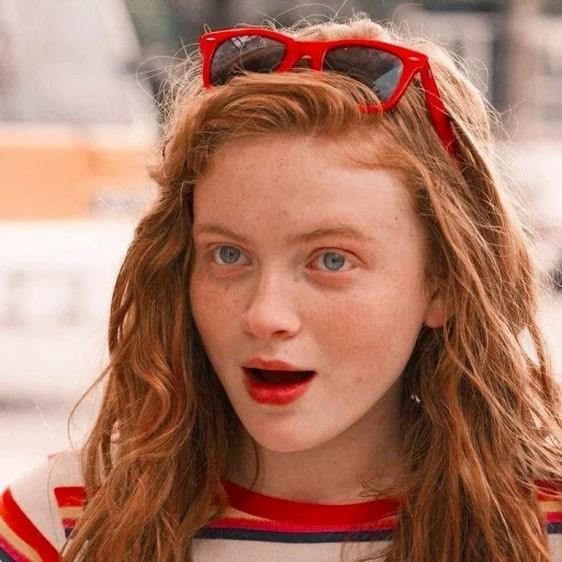 sadie sink, max mayfield, max mayfield, stranger things max, a very strange thing