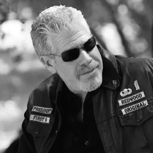clai morrow, ron perlman, sons of anarchy, laserjet m 1132, ron perlman sons of anarchy