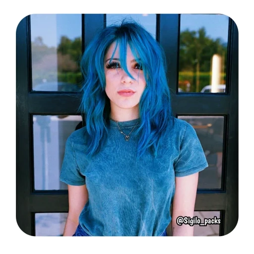 persegi biru, rambut biru, warna rambutnya biru, rambut biru persegi, kira raush dengan rambut biru