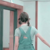petite fille, people, petite fille, copenhagen film 2002, jupe de soleil zara en velours avec feu vert
