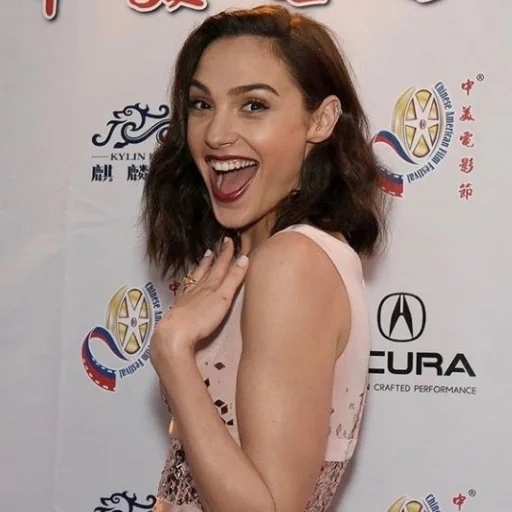 гадот, девушка, галь гадот, галь гадот 2020, gal gadot smile