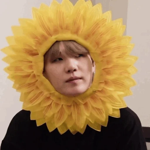 yoongi, bts shuga, sunflower, bts selca, bts sunflower