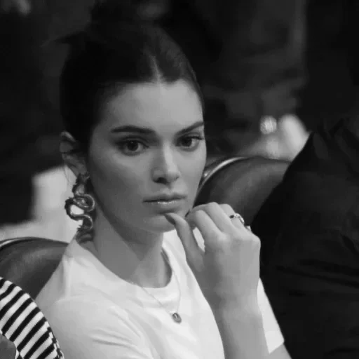 menina, kendall, kendall jenner, esposa de robert pattinson 2020