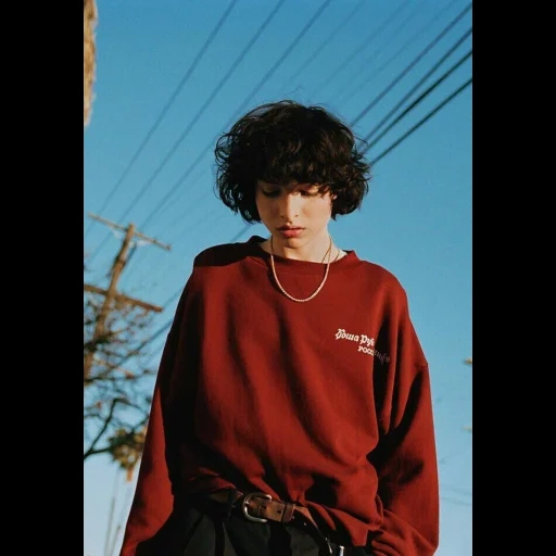 finn wolford, finn wolfard, finn wolfard richie, finn wolfhard fotoshooting, finn wolford red jump
