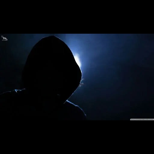 oscuridad, humano, fondo oscuro, prailador de hackers 4k, hombre con una capucha por la noche